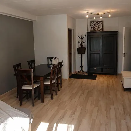 Centre! Prime Location, 55 M2 Near Old Town